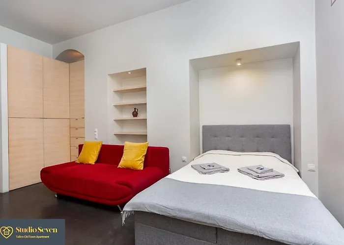 Seven - Old Town شقة