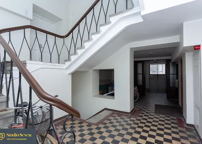 Apartment Seven - Old Town