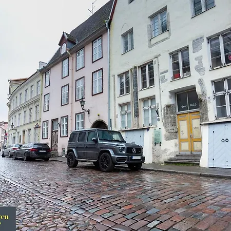 Seven - Old Town Daire *